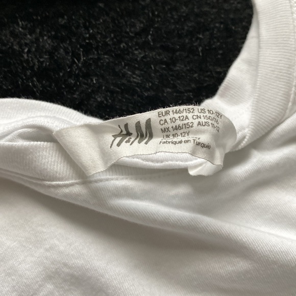 H&M Graphic T Shirt - Picture 6 of 6